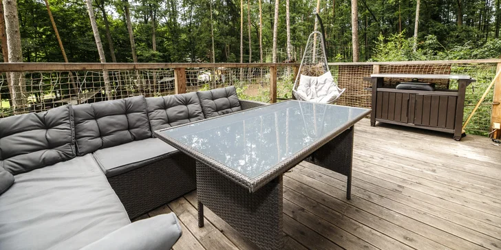 Netradičná dovolenka v Českém raji: treehouse pre pár aj rodinu s požičaním loďky aj možnosťou raňajkového koša