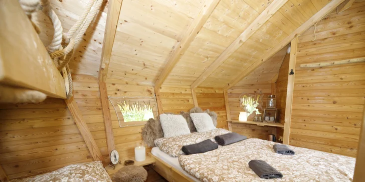 Netradičný relax v Českém raji: domček na strome až pre 4 osoby a zapožičanie loďky aj možnosť raňajkového koša