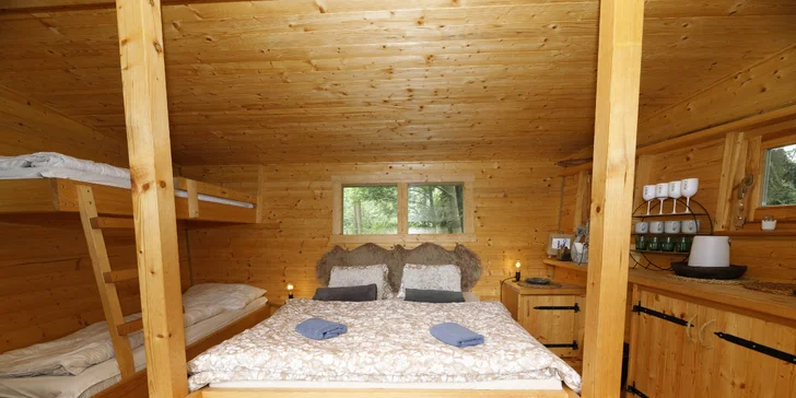 Netradičný relax v Českém raji: domček na strome až pre 4 osoby a zapožičanie loďky aj možnosť raňajkového koša