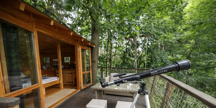 Netradičný relax v Českém raji: domček na strome až pre 4 osoby a zapožičanie loďky aj možnosť raňajkového koša