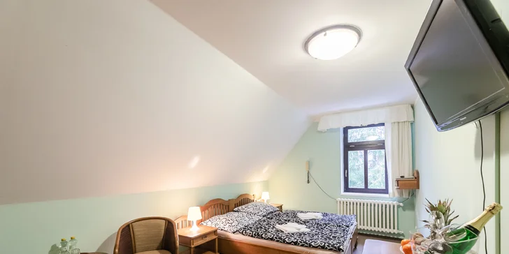 Pobyt v penzióne uprostred Jizeriek: raňajky alebo polpenzia a wellness