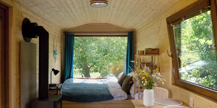 Relax na Vysočine: maringotka s raňajkami a neobmedzeným privátnym wellness