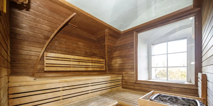 Zámok Hrubá Skála: polpenzia, vstup do wellness aj na vyhliadku, v cene aj procedúry