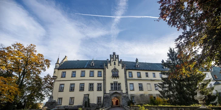 Zámok Hrubá Skála: polpenzia, vstup do wellness aj na vyhliadku, v cene aj procedúry