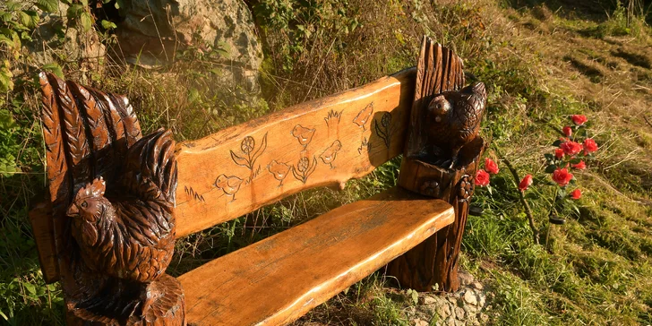 Jurta v Toulavě: areál statku uprostred prírody a vyžitie pre deti