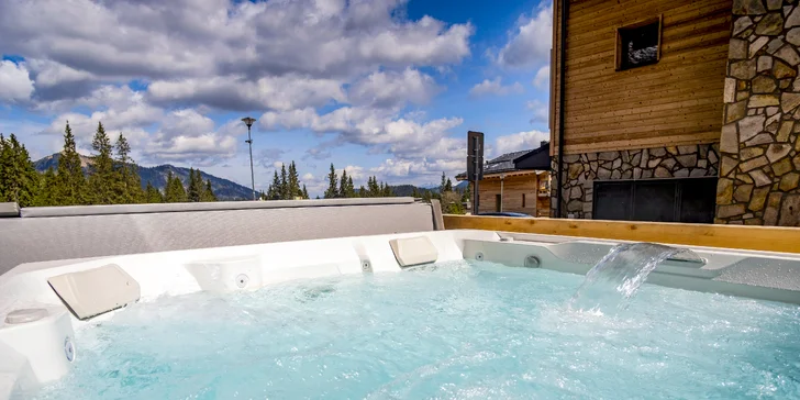 Zážitky na každom kroku v Jasnej: Chalet s privátnou vírivkou priamo pod Chopkom