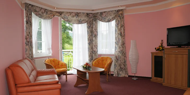 Kúpeľný pobyt v Klášterci nad Ohří: raňajky alebo polpenzia, vstup do bazéna s vírivkou a soľnej jaskyne