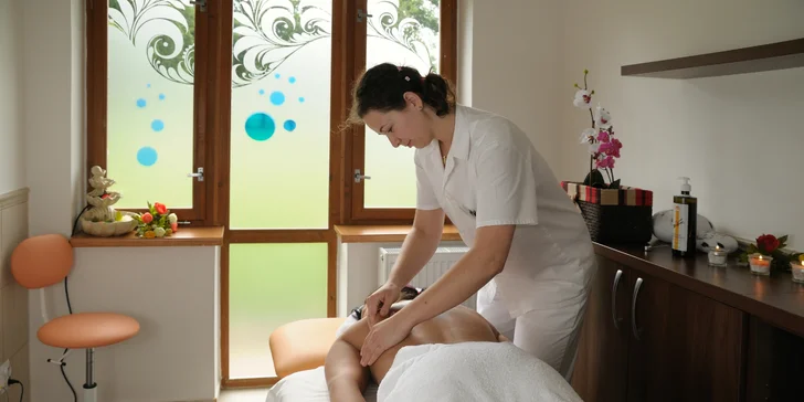 Kúpeľný pobyt v Klášterci nad Ohří: raňajky alebo polpenzia, vstup do bazéna s vírivkou a soľnej jaskyne