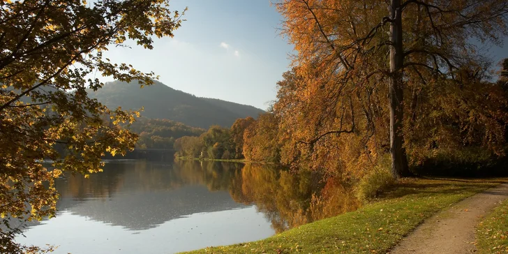 Kúpeľný pobyt v Klášterci nad Ohří: raňajky alebo polpenzia, vstup do bazéna s vírivkou a soľnej jaskyne