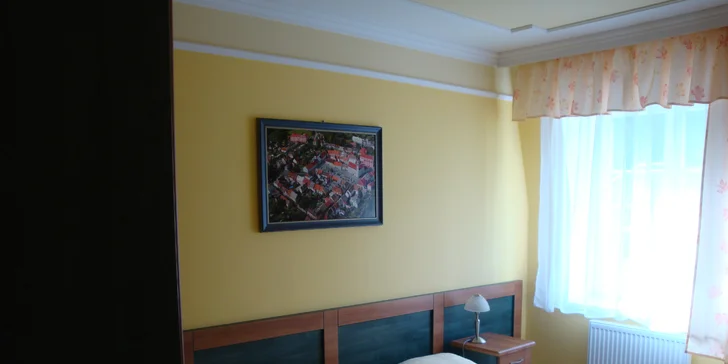 Kúpeľný pobyt v Klášterci nad Ohří: raňajky alebo polpenzia, vstup do bazéna s vírivkou a soľnej jaskyne