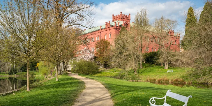 Kúpeľný pobyt v Klášterci nad Ohří: raňajky alebo polpenzia, vstup do bazéna s vírivkou a soľnej jaskyne