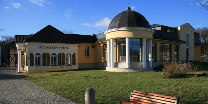 Kúpeľný pobyt v Klášterci nad Ohří: raňajky alebo polpenzia, vstup do bazéna s vírivkou a soľnej jaskyne