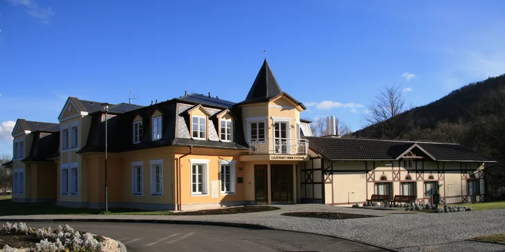 Kúpeľný pobyt v Klášterci nad Ohří: raňajky alebo polpenzia, vstup do bazéna s vírivkou a soľnej jaskyne