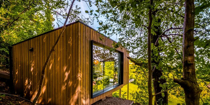 Luxusný dizajnový domček spätý s prírodou: aj s boxom plným dobrôt