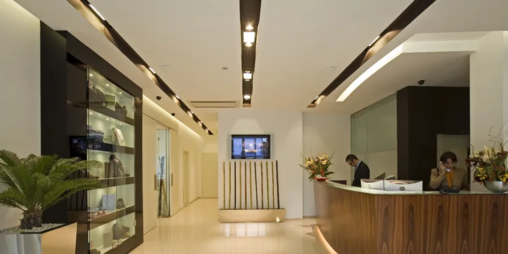 4* hotel s raňajkami v historickom centre Rimini, cca 20 min. pešo od pláže