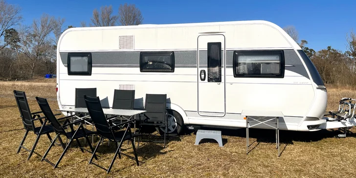 Prenájom rodinného karavanu s De Luxe výbavou až pre 6 osôb