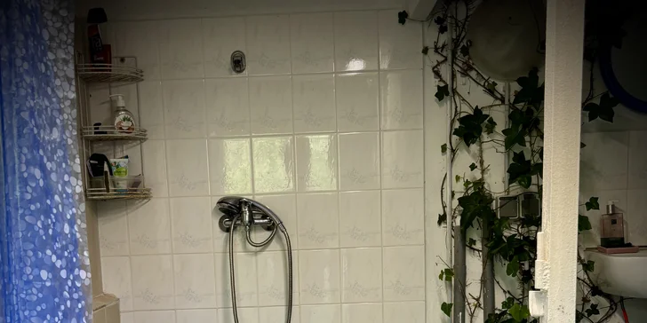 Štýlová jurta neďaleko Blaníka s možnosťou raňajok pre dvoch aj rodinu