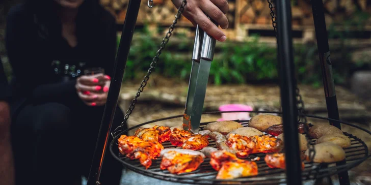 Štýlová jurta neďaleko Blaníka s možnosťou raňajok pre dvoch aj rodinu