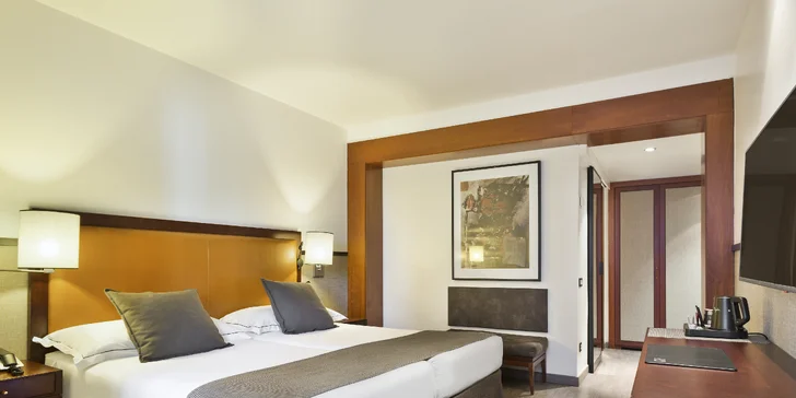 Dovolenka v Barcelone: 4* hotel s bohatými raňajkami a saunou, 2 km od Sagrada Família