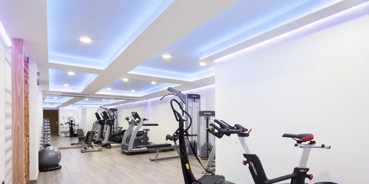 Dovolenka v Barcelone: 4* hotel s bohatými raňajkami a saunou, 2 km od Sagrada Família