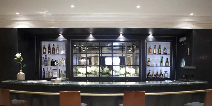 Dovolenka v Barcelone: 4* hotel s bohatými raňajkami a saunou, 2 km od Sagrada Família