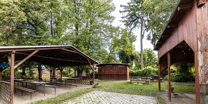 Pohodový pobyt v Českom krase: hotel v blízkosti Karlštejna, raňajky alebo polpenzia