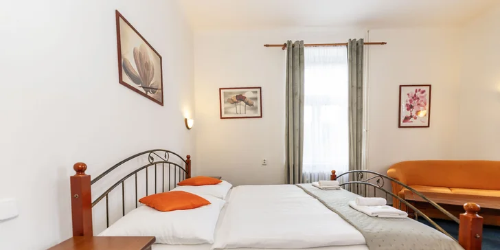 Pohodový pobyt v Českom krase: hotel v blízkosti Karlštejna, raňajky alebo polpenzia