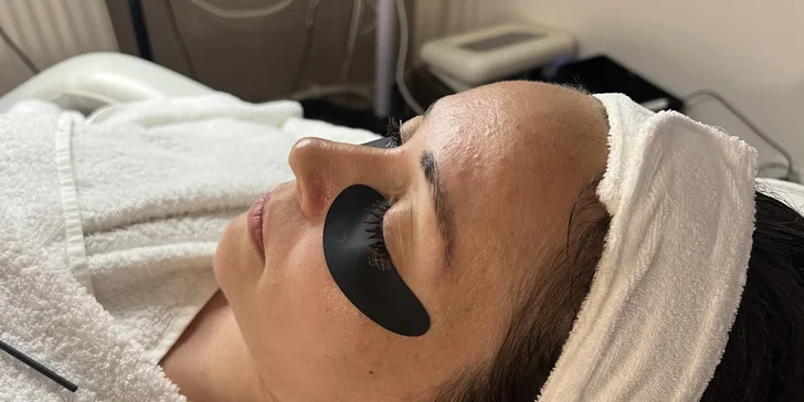 Darčeková poukážka na kozmetické služby v hodnote 30, 50 alebo 100 € v salóne YAYA