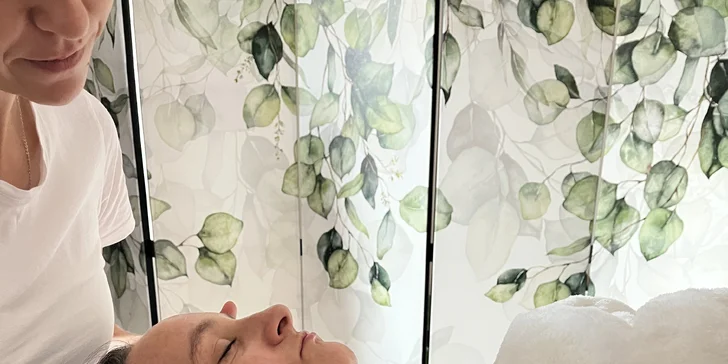 Masáže tváre inšpirované princípmi tradičnej čínskej medicíny: lymfatická, Gua Sha, Champi či Kobido