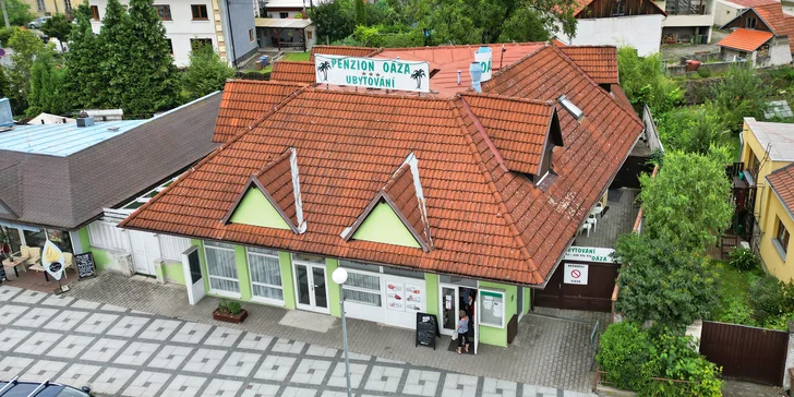 Pobyt v penzióne v Luhačoviciach s raňajkami aj vstupom na plaváreň