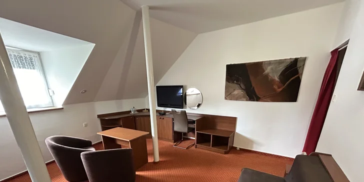 Pobyt v penzióne v Luhačoviciach s raňajkami aj vstupom na plaváreň