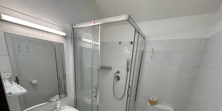 Pobyt v penzióne v Luhačoviciach s raňajkami aj vstupom na plaváreň