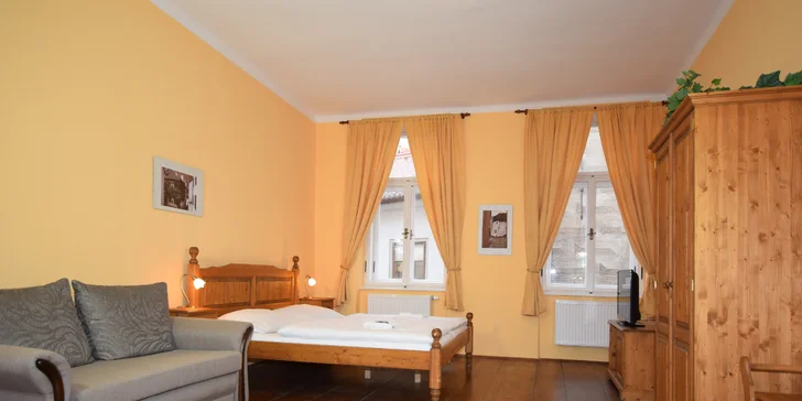 Romantika v Českém Krumlove: apartmán alebo izba pri krumlovskom zámku, vrátane možnosti raňajok