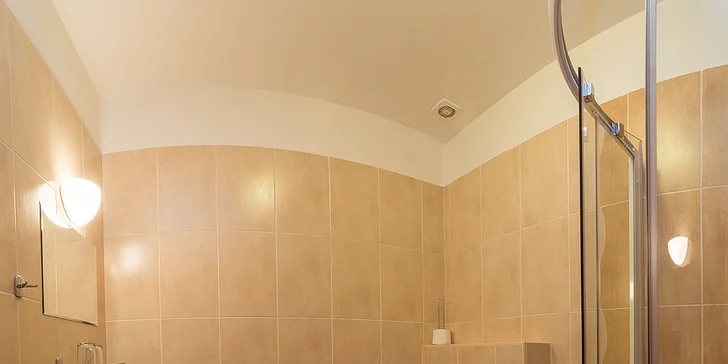 Romantika v Českém Krumlove: apartmán alebo izba pri krumlovskom zámku, vrátane možnosti raňajok