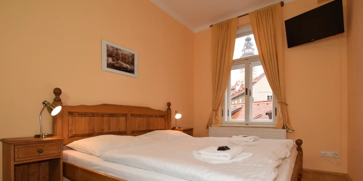 Romantika v Českém Krumlove: apartmán alebo izba pri krumlovskom zámku, vrátane možnosti raňajok