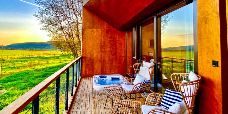 Výnimočný adult-friendly pobyt v dizajnovej chatke s privátnou saunou a vírivkou