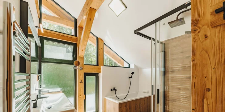 Nádherné apartmány na brehu Lipna: ubytovanie až pre 6 osôb, wellness, súkromná pláž a zľavy na aktivity