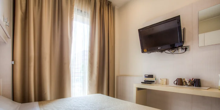 Relax v Rimini: hotel priamo pri pláži, raňajky, polpenzia alebo plná penzia, bazén aj wellness