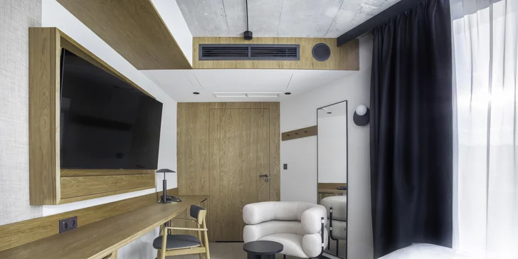 Novo postavený moderný hotel v samotnom centre Katovíc s jedlom a saunou