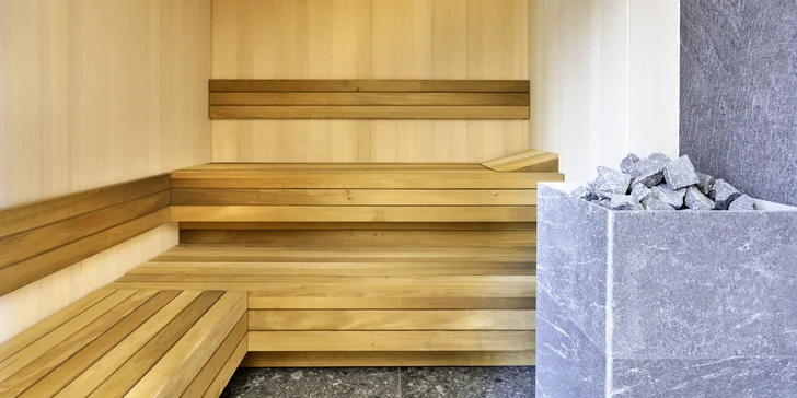 Novo postavený moderný hotel v samotnom centre Katovíc s jedlom a saunou