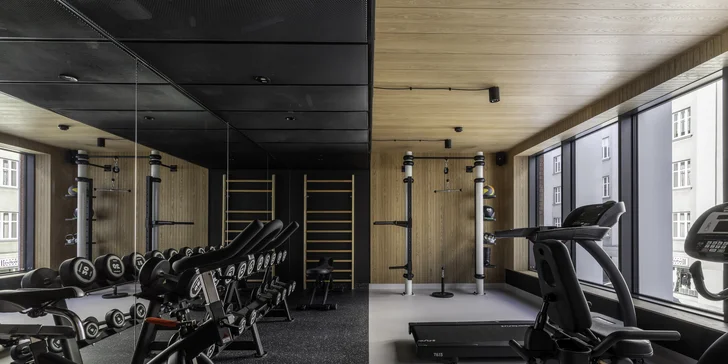 Novo postavený moderný hotel v samotnom centre Katovíc s jedlom a saunou