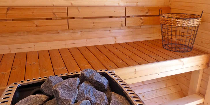 Ubytovanie v lietadle uprostred prírody pre 4 osoby: kúpeľňa, kuchyňa aj wellness