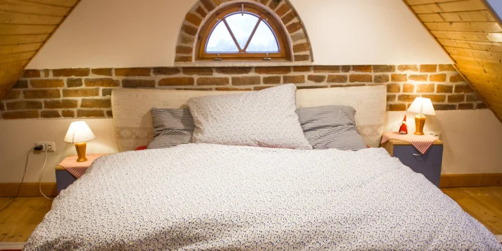 Pobyt na chalupe v Podkrkonoší: vybavené štúdio alebo apartmán, sauna a jacuzzi
