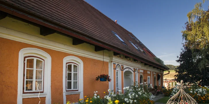 Pobyt na chalupe v Podkrkonoší: vybavené štúdio alebo apartmán, sauna a jacuzzi