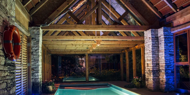 Pobyt na chalupe v Podkrkonoší: vybavené štúdio alebo apartmán, sauna a jacuzzi