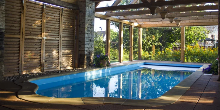 Pobyt na chalupe v Podkrkonoší: vybavené štúdio alebo apartmán, sauna a jacuzzi