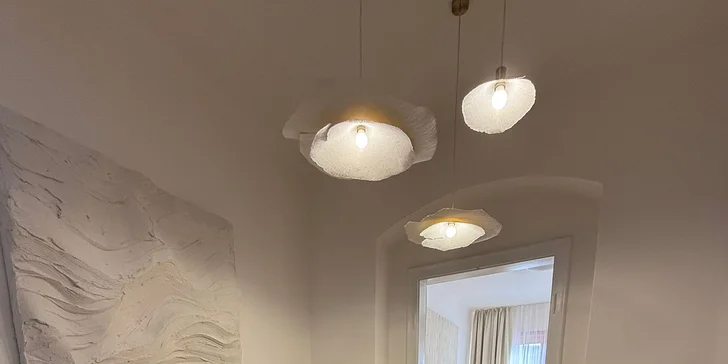 Kozmetické ošetrenia: Luxury čistenie, Aquafacial, Carboxy aj kombinácie