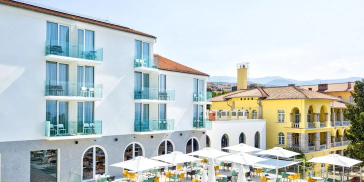 Chorvátsko all inclusive: 4* hotel pri pláži v Kvarnerskom zálive, bazény aj wellness