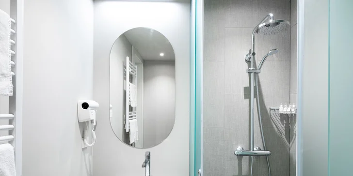 Chorvátsko all inclusive: 4* hotel pri pláži v Kvarnerskom zálive, bazény aj wellness