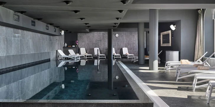 Chorvátsko all inclusive: 4* hotel pri pláži v Kvarnerskom zálive, bazény aj wellness